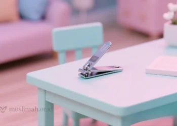 Memotong rambut dan kuku